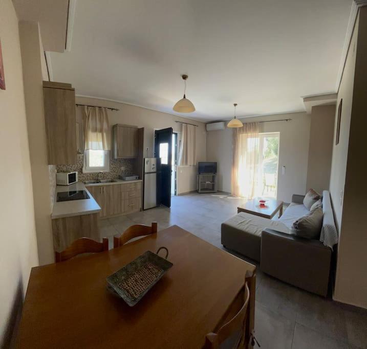 Κamares Houses Mytilíni Екстериор снимка